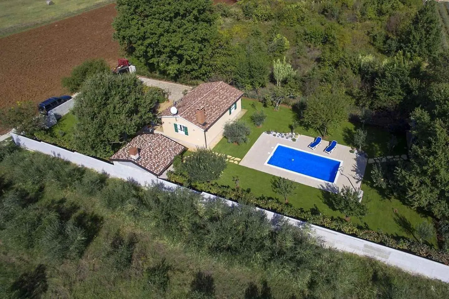 Villa Oliva Musalez 0*,